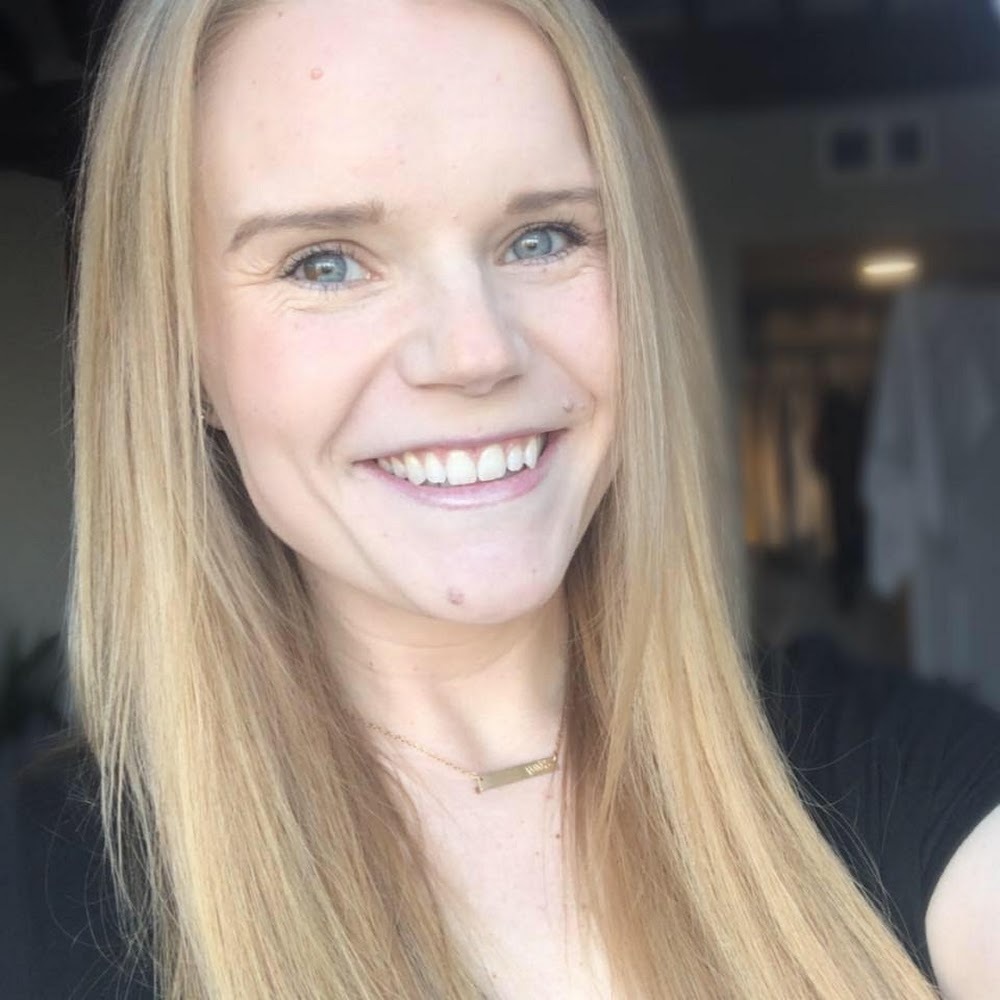 Meet your Posher, Elizabeth